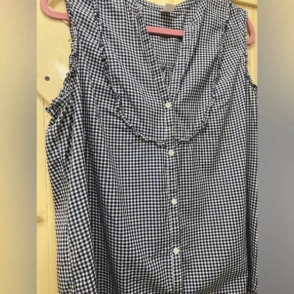 ❤️❤️Old Navy Country Checker Board White & Black Sleeveless Button Down - Picture 2 of 7